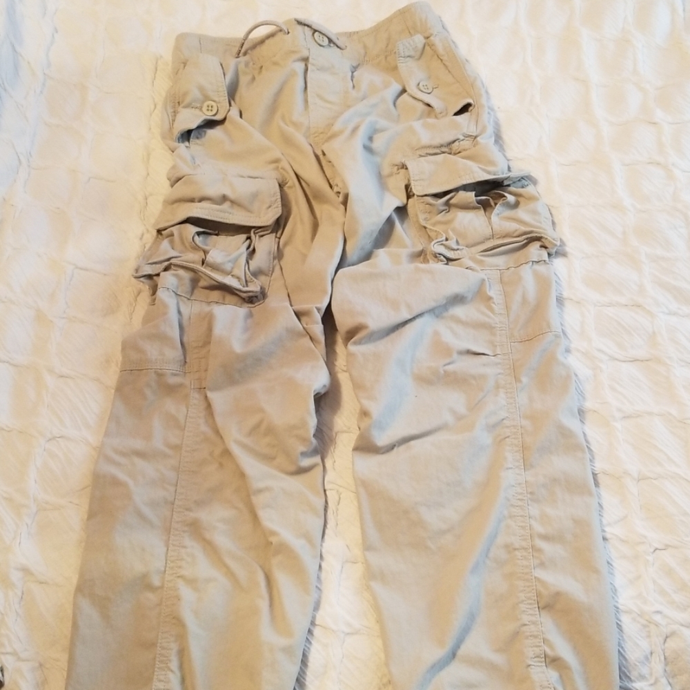 Boy's elastic waist Gap cargo khakis-large